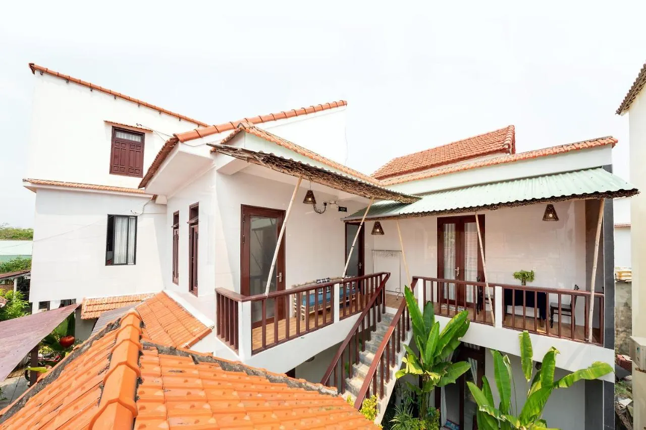 Pink Beach Homestay Hội An Vietnám